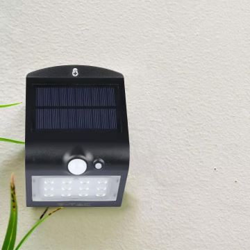 Applique solare a LED con sensore LED/1.5W/3,7V IP65 nera